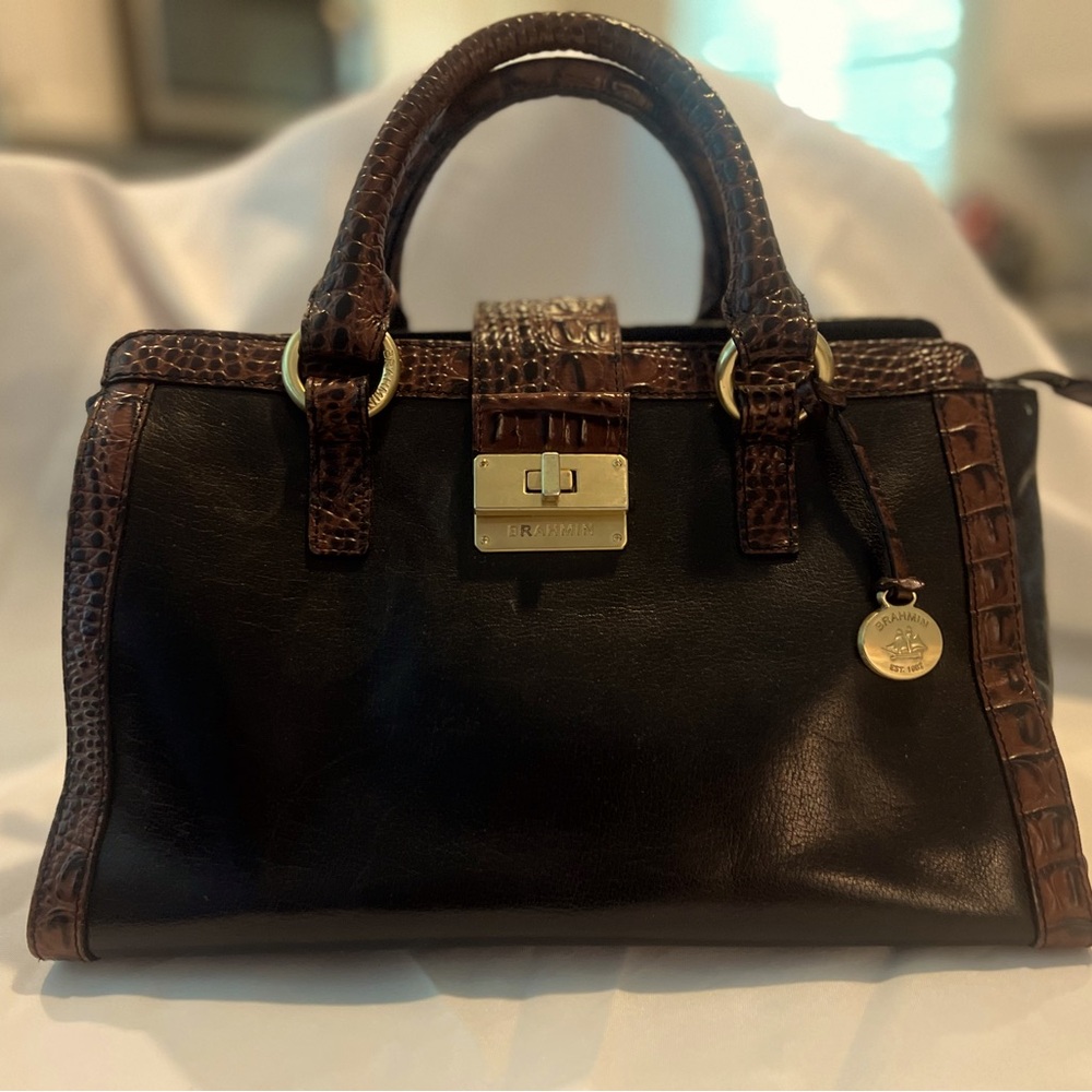 EUC Brahmin Vintage black purse with brown trim